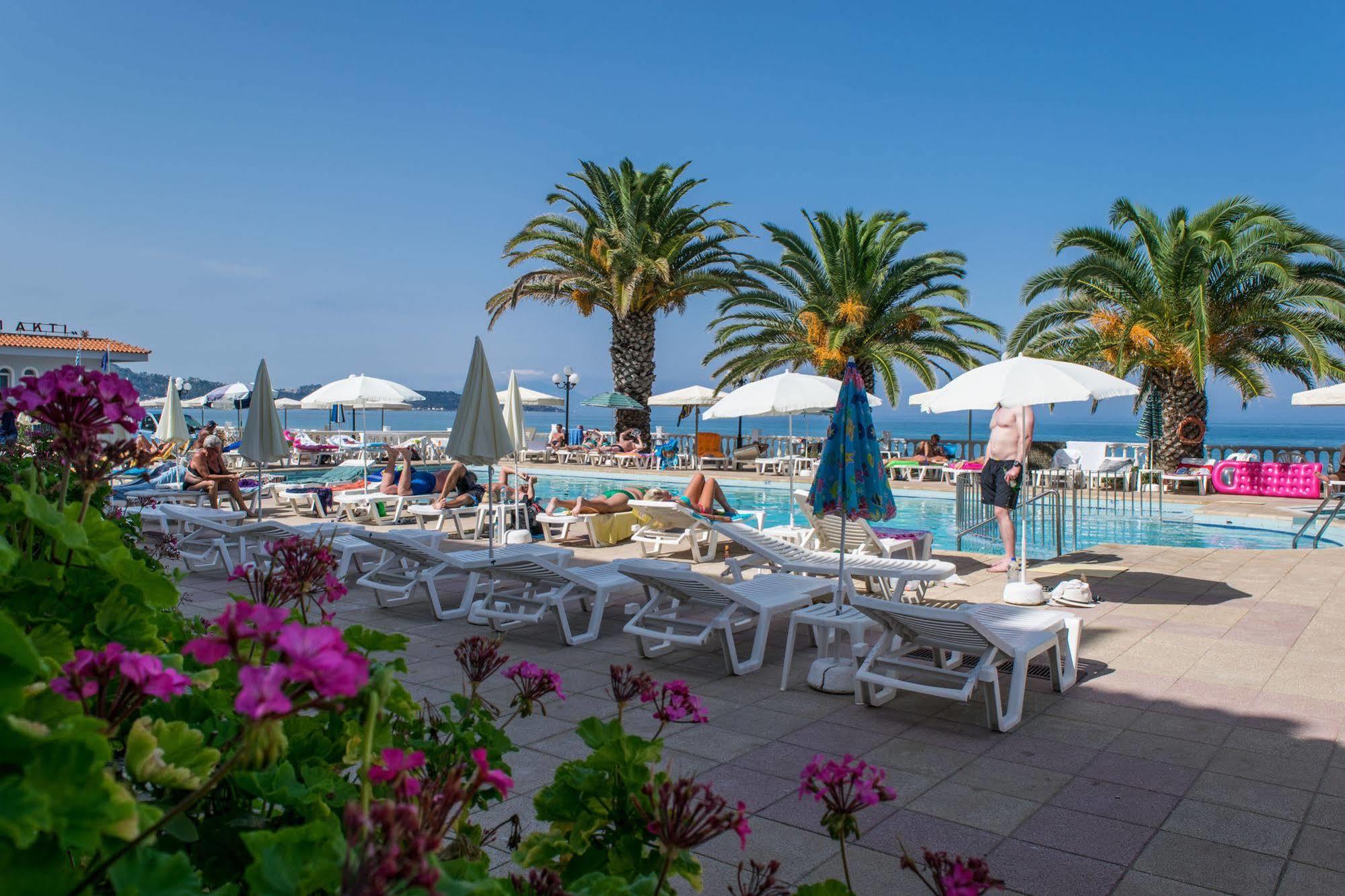 Paradise Beach Camping Platys Gialos  Exterior photo