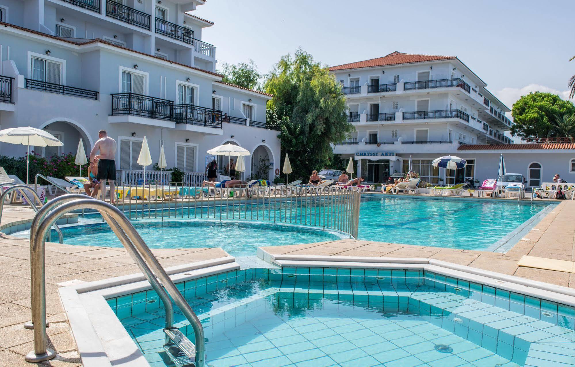 Paradise Beach Camping Platys Gialos  Exterior photo